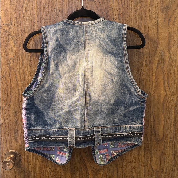 Colorful Patchwork Vest - Picture 5 of 5